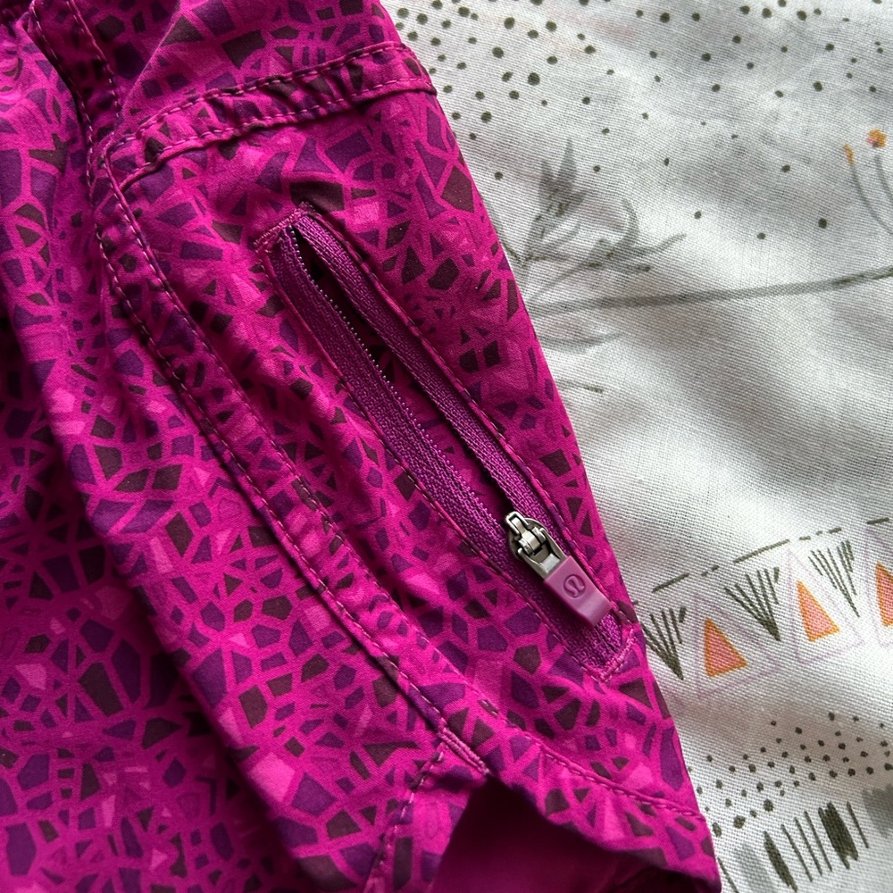 Lululemon Tracker Short III - Picture 8 of 11